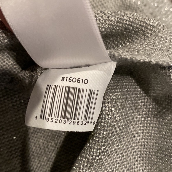 1.State Draped Cross Front Top Size: S - Picture 16 of 16